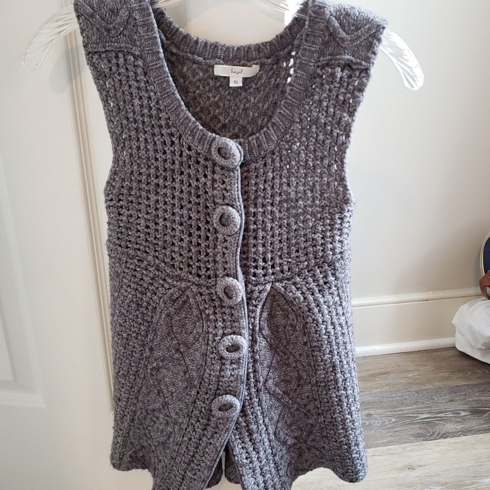 Hazel Grey Button Down Cardigan Sweater Vest Small